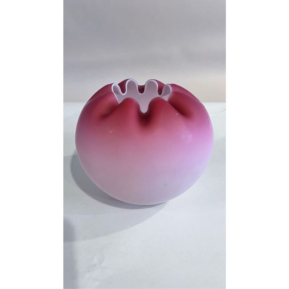 FENTON VINTAGE OMBRE PINK SATIN CRIMPED ROSE BOWL - Picture 1 of 9